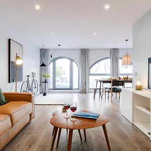 sweet-inn-apartments-gracia.topbarcelonahotels.com/